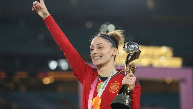 SYDNEY, AUSTRALIA - AUGUST 20: Esther Gonzalez of Spain celebrates with the FIFA Women's World Cup Trophy after the team's victory in the FIFA Women's World Cup Australia & New Zealand 2023 Final match between Spain and England at Stadium Australia on August 20, 2023 in Sydney / Gadigal, Australia. (Photo by Robert Cianflone/Getty Images)